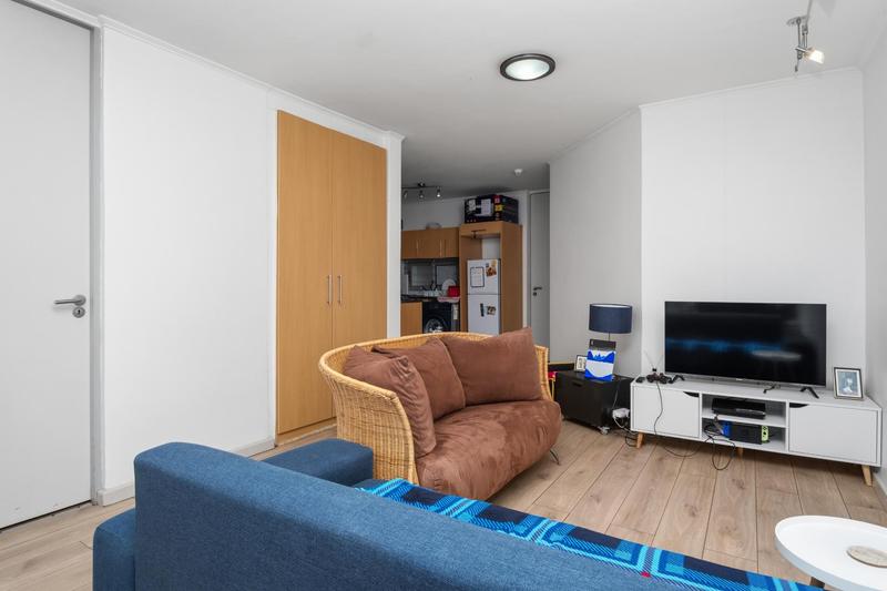 1 Bedroom Property for Sale in Claremont Western Cape